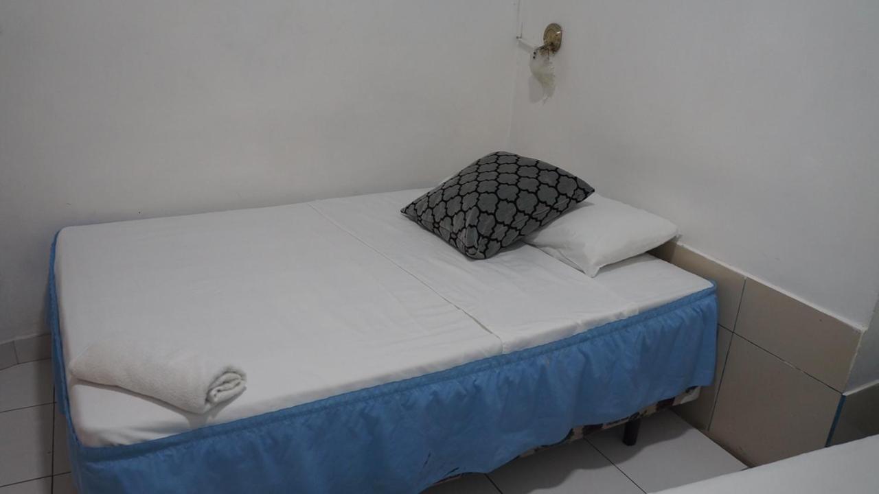 Hostal Marysol Puerto Ayora  Exterior photo